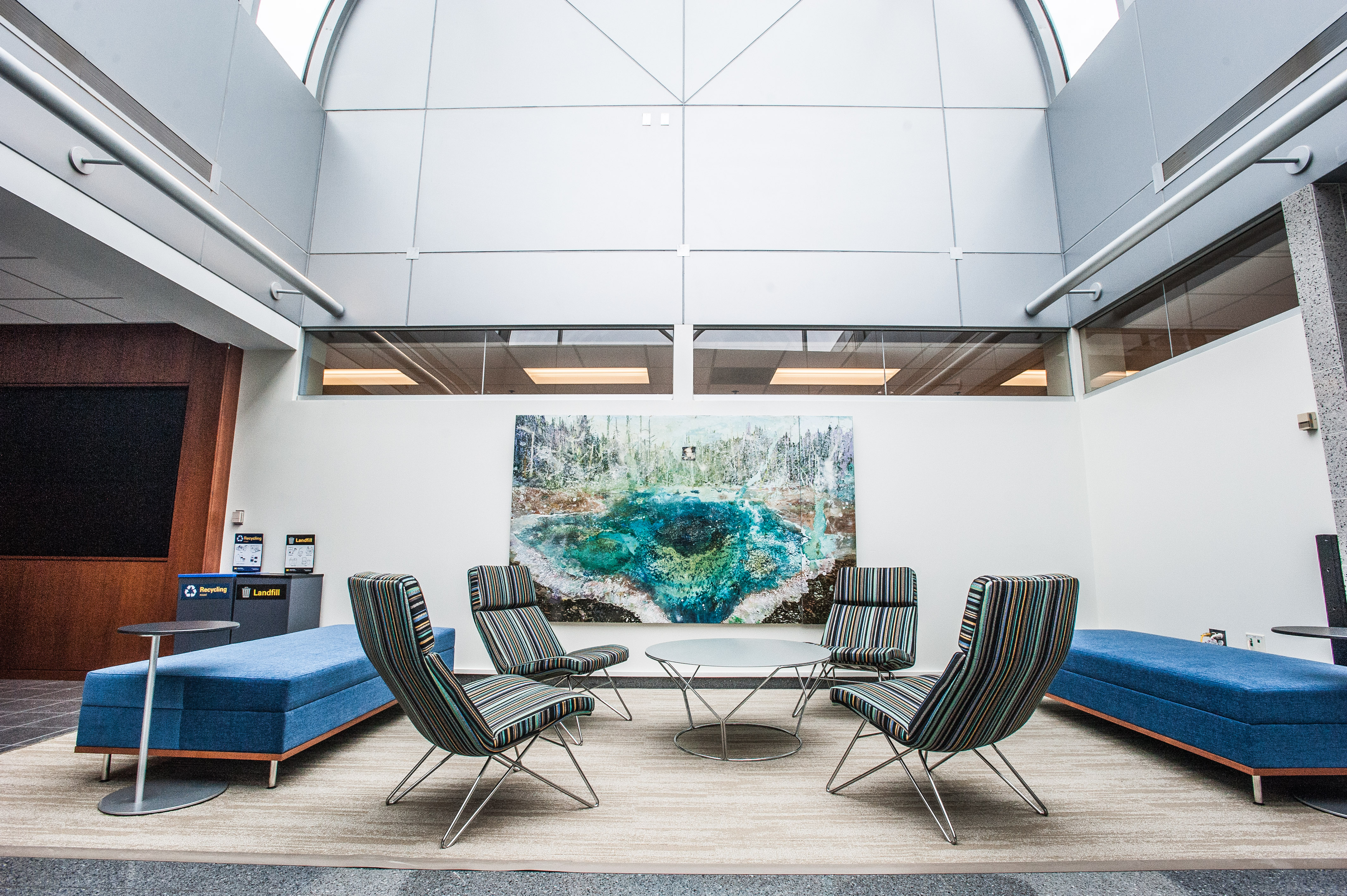 Collaborative space that welcomes all visitors at the entrance of the department.